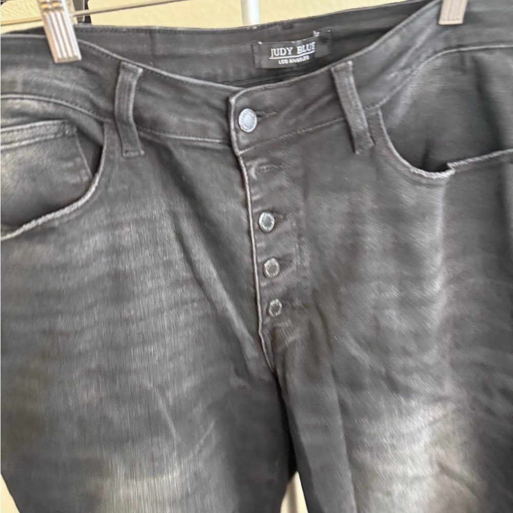 Judy Blue women Black cropped jeans- 18W - Picture 2 of 8